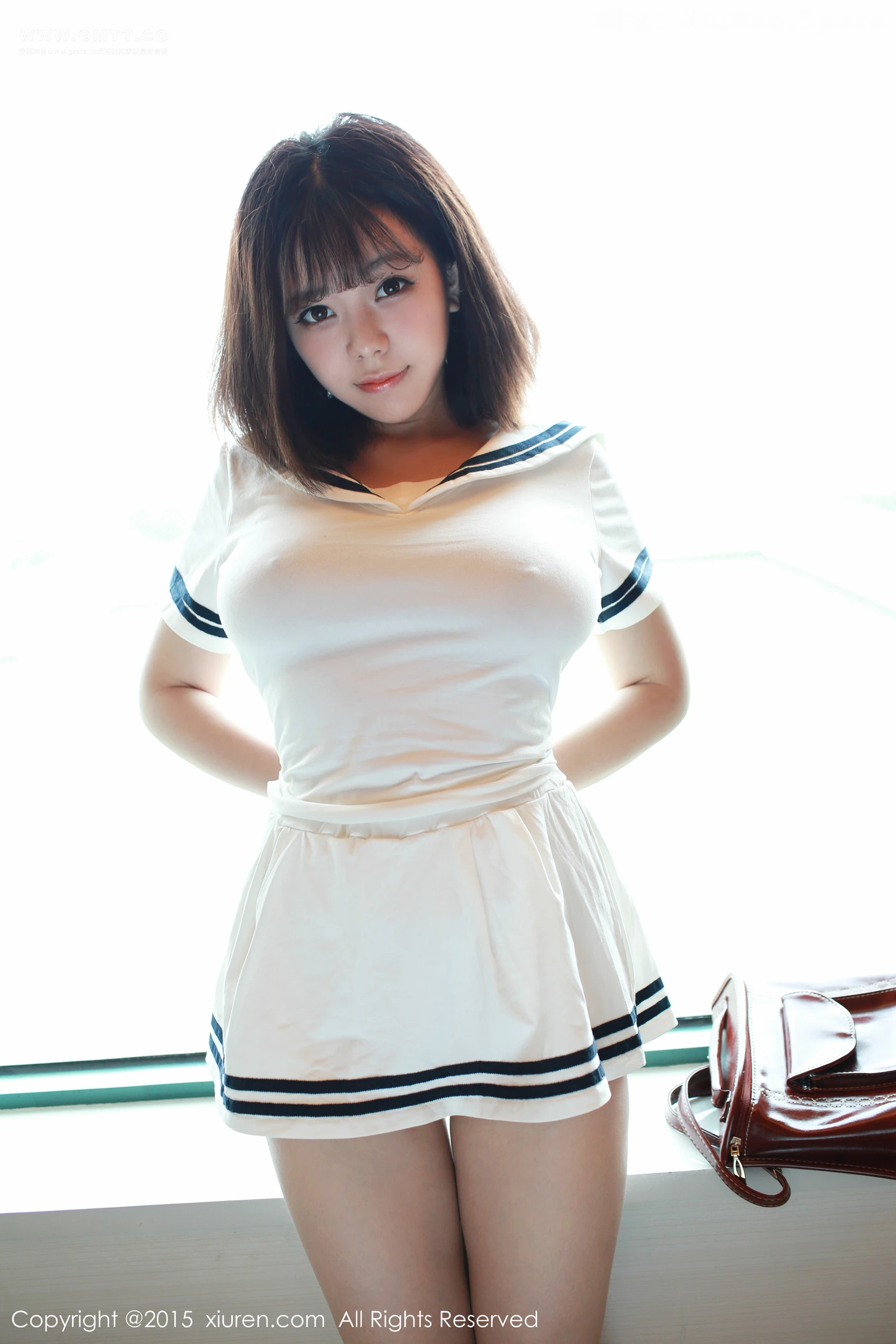 图片[2]-[XiuRen秀人网]VOL.390 巨乳嫩模刘飞儿Faye宿务旅拍脱海军制服秀美乳诱惑写真38P-秀人网官方网站